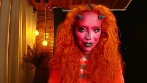 Snapshot of sahra_tayl0r_ chatting on October 24, 2:57 pm SARA online show from October 24, 2:57 pm