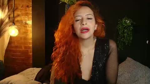 Snapshot of sahra_tayl0r_ chatting on November 14, 2:49 pm SARA online show from November 14, 2:49 pm