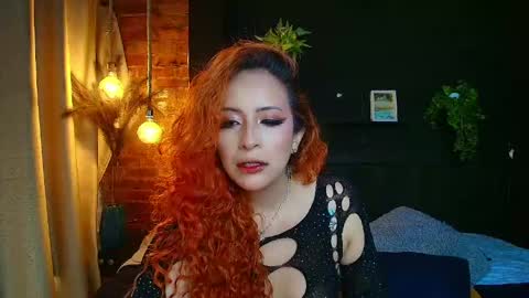 Snapshot of sahra_tayl0r_ chatting on May 18, 2:01 pm SARA online show from May 18, 2:01 pm