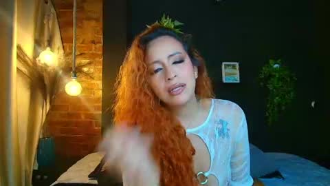 Snapshot of sahra_tayl0r_ chatting on June 10, 2:38 pm SARA online show from June 10, 2:38 pm