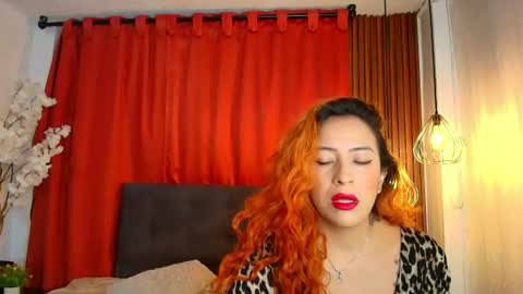 Snapshot of sahra_tayl0r_ chatting on July 14, 1:39 pm SARA online show from July 14, 1:39 pm