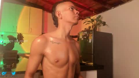 Snapshot of sai_cooper chatting on May 12, 1:25 am sai online show from May 12, 1:25 am