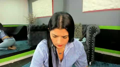 Snapshot of sailontyns chatting on November 15, 3:08 pm Sailon online show from November 15, 3:08 pm