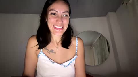 Snapshot of sailor_girl chatting on July 15, 2:39 am letty lasso online show from July 15, 2:39 am