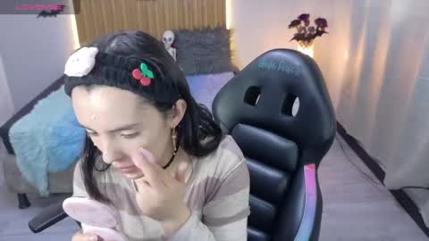 sailor online show from October 14, 12:50 pm