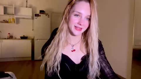 Sofia online show from December 18, 8:59 pm