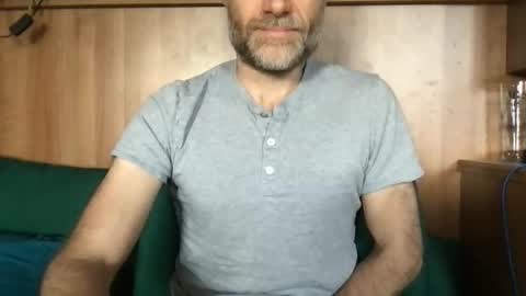 Snapshot of saint009 chatting on April 25, 4:48 pm saint009 online show from April 25, 4:48 pm