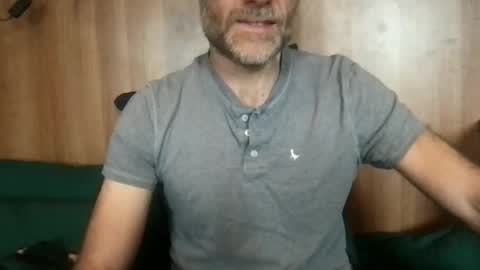 Snapshot of saint009 chatting on May 9, 11:26 am saint009 online show from May 9, 11:26 am