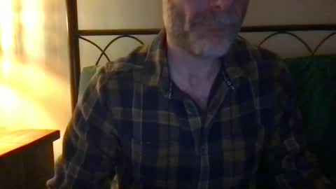 Snapshot of saint009 chatting on June 5, 1:12 am saint009 online show from June 5, 1:12 am
