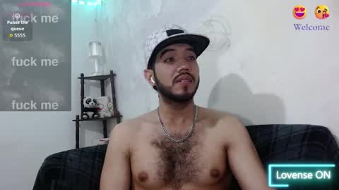 Saint Castle online show from February 2, 9:35 pm