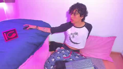 saint_dark online show from November 25, 3:23 pm