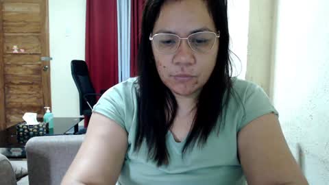 Snapshot of saint_flowerxxx chatting on January 12, 11:47 pm saint_flowerxxx online show from January 12, 11:47 pm