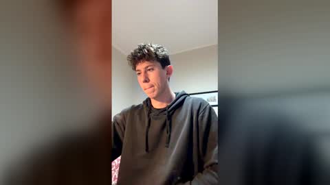 saint_nott online show from May 14, 8:37 pm