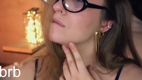 Snapshot of saint_trisha chatting on June 11, 12:32 am Trisha online show from June 11, 12:32 am