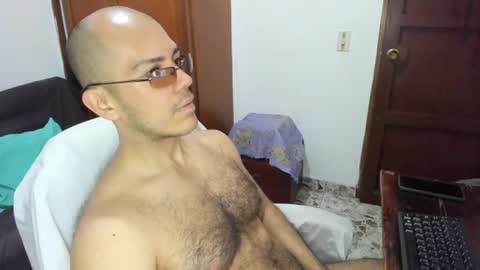 saintedy01 online show from April 29, 2:10 pm