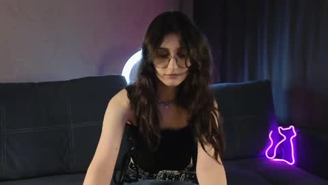 saintmental online show from April 27, 8:18 pm