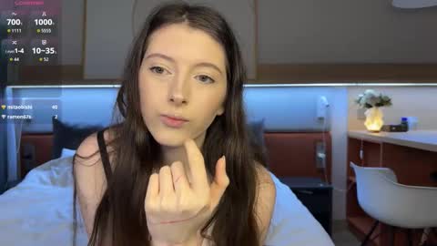 Alice online show from December 5, 4:58 pm