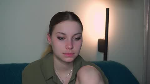 Ariel online show from June 7, 8:12 pm