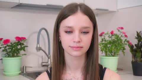 Ariel online show from June 10, 2:16 pm