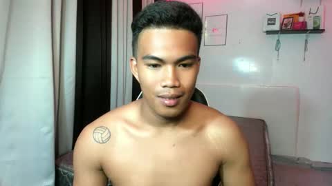 Snapshot of saj_taylor chatting on May 31, 12:12 pm Taylor online show from May 31, 12:12 pm