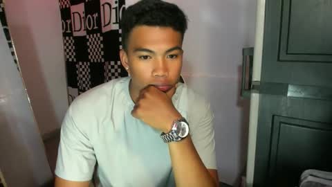 Snapshot of saj_taylor chatting on June 2, 12:18 pm Taylor online show from June 2, 12:18 pm