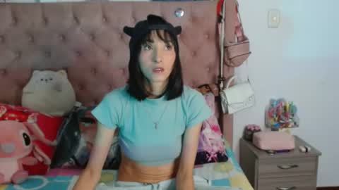 Snapshot of sakura_skinny chatting on July 7, 12:20 pm Sakura Skinny online show from July 7, 12:20 pm