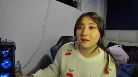 Snapshot of sakura_sunflower29 chatting on June 2, 2:57 am Sakura online show from June 2, 2:57 am