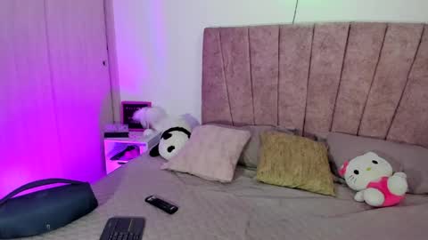 SAKURAARIH1 online show from May 3, 7:42 pm