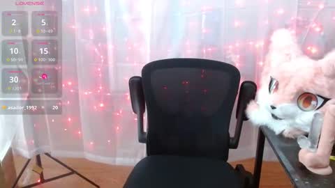 salacious_bunny online show from November 11, 2:17 pm