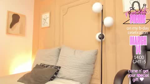 Snapshot of salem_sp chatting on March 10, 11:37 am Salem online show from March 10, 11:37 am