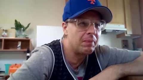 salis1981 online show from November 4, 6:29 pm