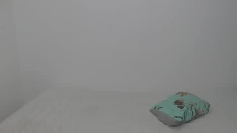 sallomeh_ online show from February 19, 11:28 am