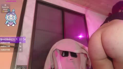 Snapshot of sally23_ chatting on May 15, 2:35 pm salloy online show from May 15, 2:35 pm