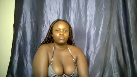 Snapshot of sally_bee1 chatting on July 27, 7:59 am sally_bee1 online show from July 27, 7:59 am