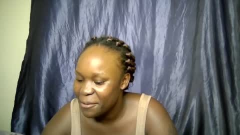 Snapshot of sally_bee1 chatting on July 30, 3:11 pm sally_bee1 online show from July 30, 3:11 pm
