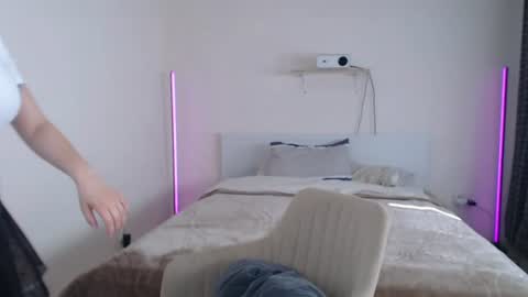 Snapshot of sally_femdom chatting on June 25, 6:18 am Sally online show from June 25, 6:18 am