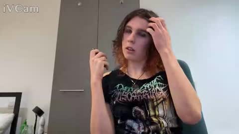 Sally Vae online show from March 28, 8:19 pm
