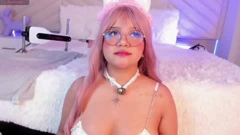  Sally White  online show from January 8, 3:08 am