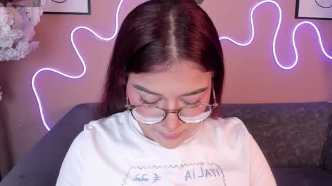  Sally White  online show from December 16, 3:11 am