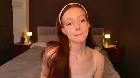 Snapshot of sallypinkman chatting on May 19, 9:15 am Sally Pinkman online show from May 19, 9:15 am