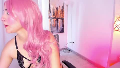 Snapshot of sallyrosee_ chatting on May 5, 7:22 pm Sally online show from May 5, 7:22 pm