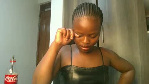 Snapshot of sallysasha254 chatting on December 7, 12:02 pm sallysasha254 online show from December 7, 12:02 pm