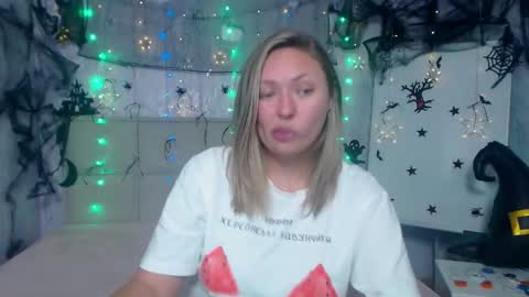 Sally online show from October 16, 6:42 pm