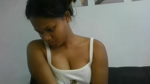 Snapshot of sallywett chatting on July 23, 7:50 am SallyWett online show from July 23, 7:50 am