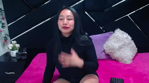 Snapshot of salmasantos chatting on May 8, 2:50 am salmasanto online show from May 8, 2:50 am