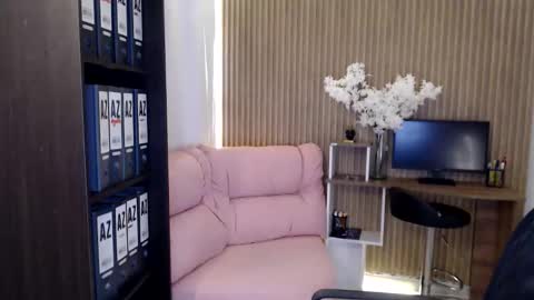 Snapshot of salome_010 chatting on April 9, 8:36 pm Salome online show from April 9, 8:36 pm
