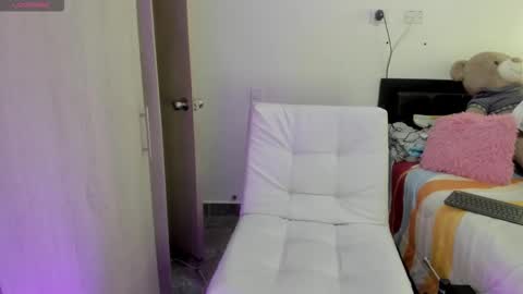 Salome online show from February 4, 3:29 pm