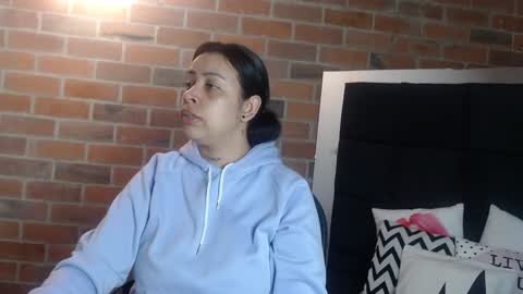 Snapshot of salome__hills chatting on January 14, 2:32 pm online show from January 14, 2:32 pm