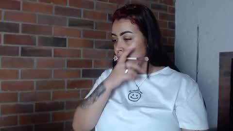 Snapshot of salome__palmer chatting on March 4, 9:43 pm online show from March 4, 9:43 pm