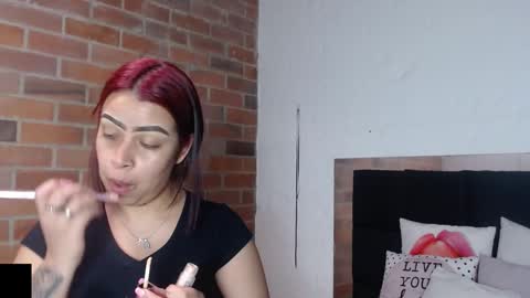 Snapshot of salome__palmer chatting on March 6, 8:05 pm online show from March 6, 8:05 pm